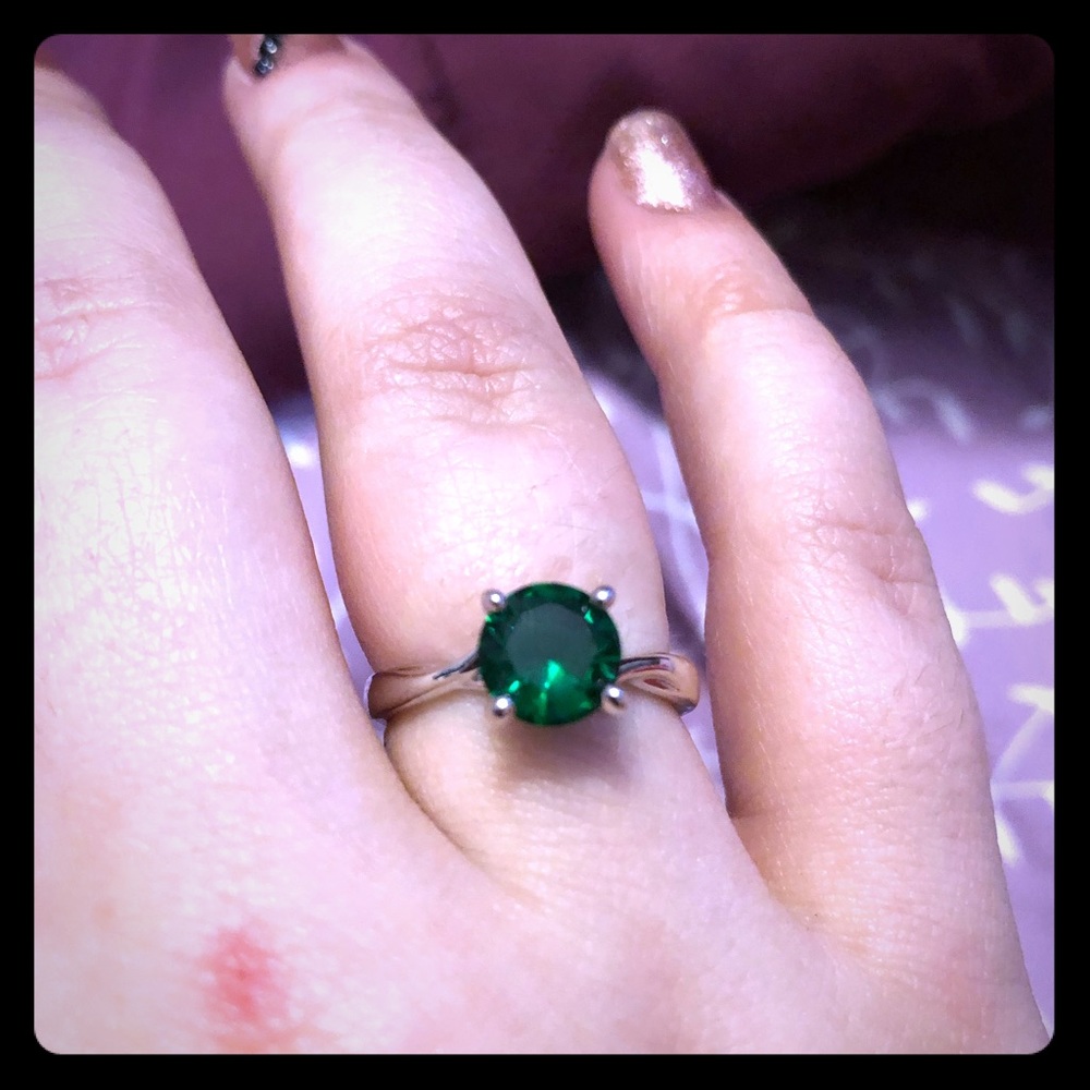 Emerald ring
